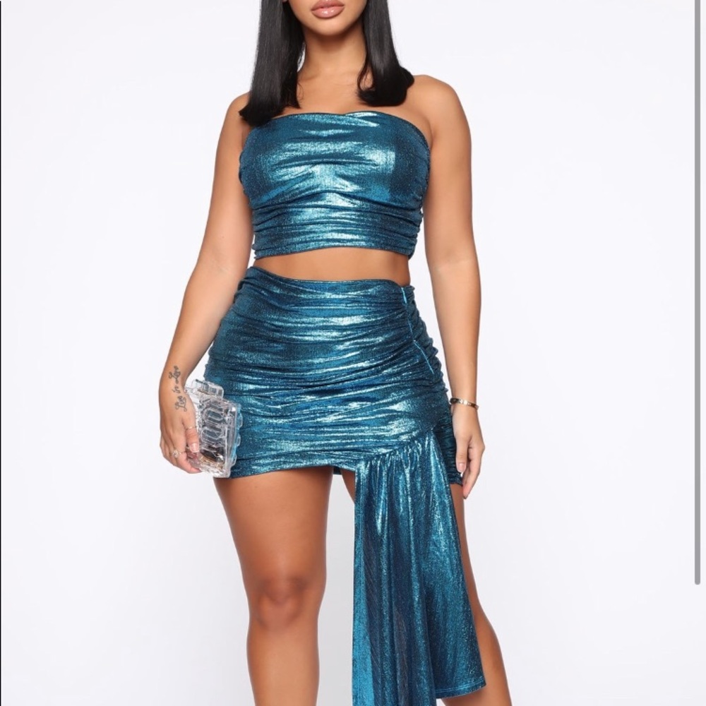 2 piece short and tube top dress 👗